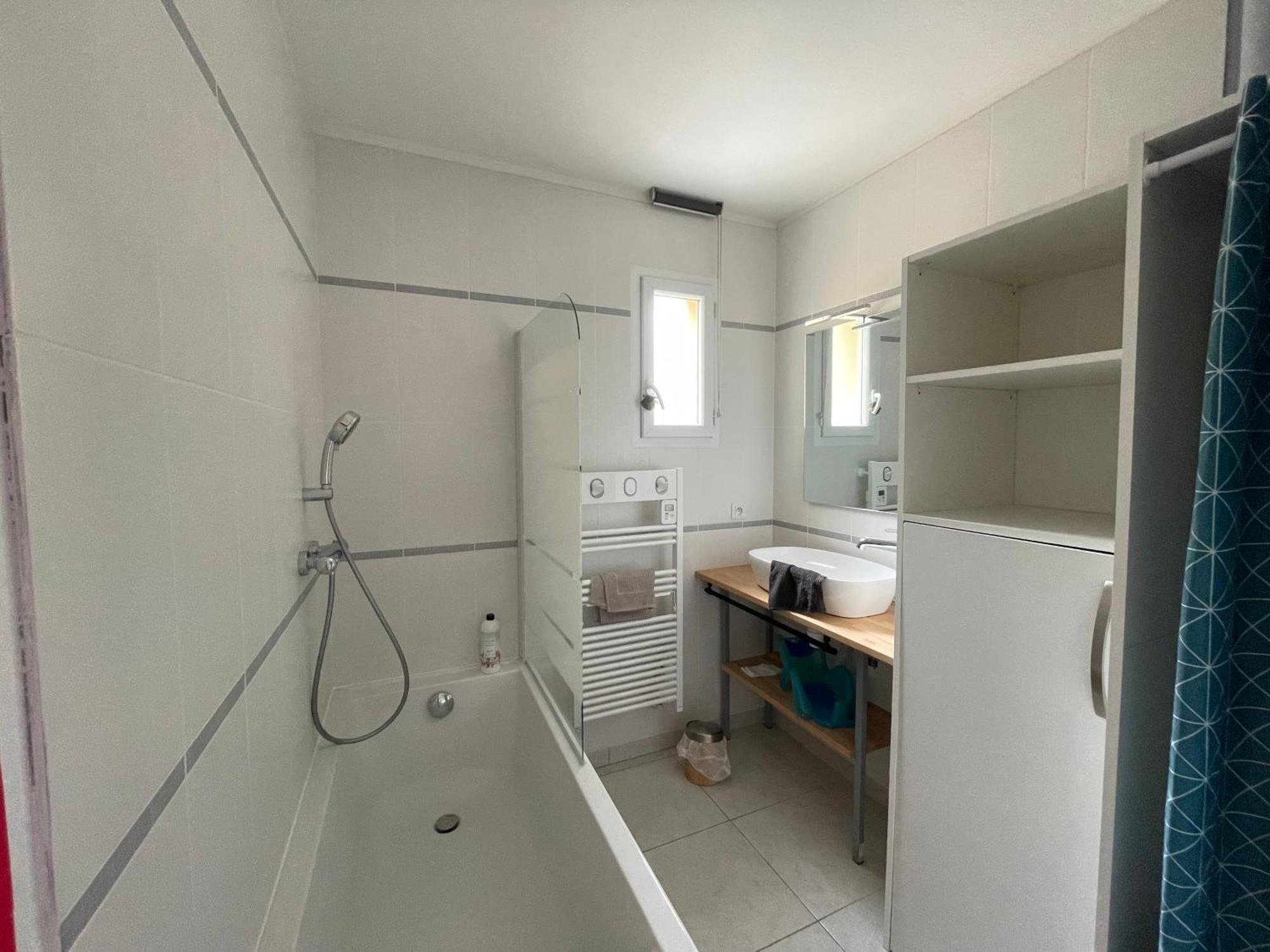 Sweet Omaha Belle Maison Recente Lumineuse Et Cosy Bien Equipee Jardin Clos 15 Mn A Pied Plage Omaha Beach Et Proche De Bayeux & Port En Bessin سانت لاورينت سور مير المظهر الخارجي الصورة