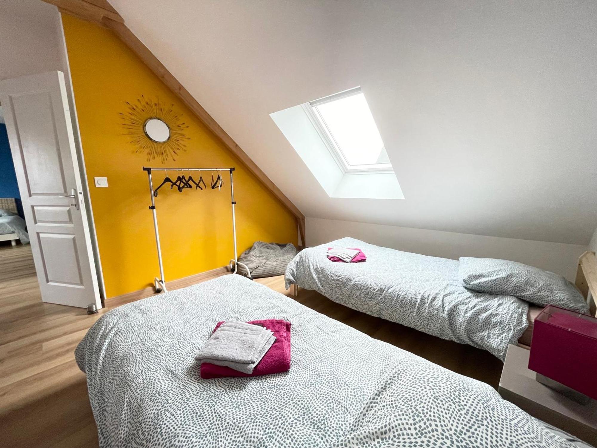 Sweet Omaha Belle Maison Recente Lumineuse Et Cosy Bien Equipee Jardin Clos 15 Mn A Pied Plage Omaha Beach Et Proche De Bayeux & Port En Bessin سانت لاورينت سور مير المظهر الخارجي الصورة